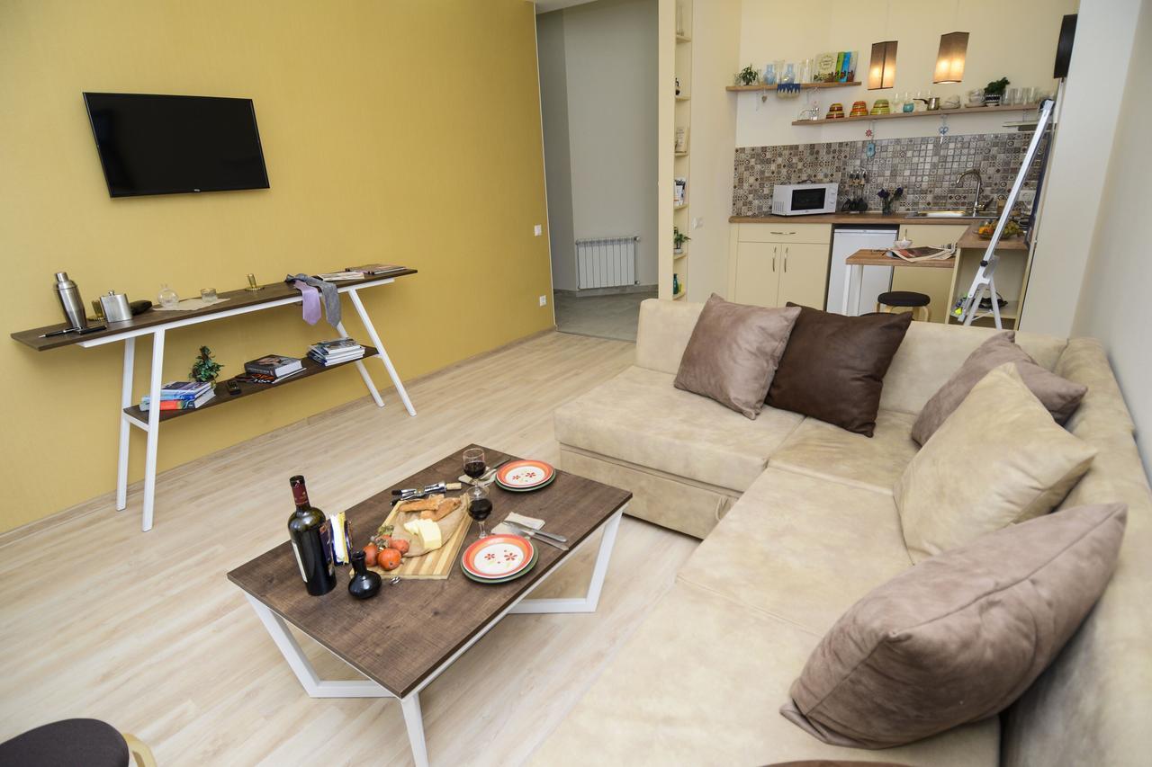 B-Lax Apartment Tbilisi Exterior photo